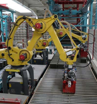 DRIVING MANUFACTURING EFFICIENCY IN A WORLD OF DISRUPTIVE TECHNOLOGY Disruptive technologies are causing companies of all sizes throughout the global manufacturing industry to realign their business