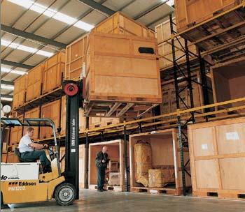 adjustable beam pallet racking Beams can be removed and repositioned when changes in the use