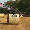 MANUBAL V60 Easily stakes up too 6 bales high The MANUBAL V60 allows safe and