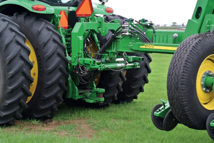 This is truly a solution that pays you back all year long because of its accuracy in keeping the planter where it should be Very efficient!