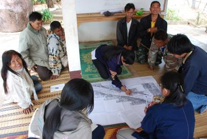 NGOs and TERRA (regional NGO), Ban Nasai village, Ubon, Mar, 2011 (R)