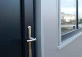 Bouwplast doors are produced from hard-plastic PVC and are fitted with a steel reinforcement core as standard, solid 3-points-closure and draught-free multi-chamber profiles.