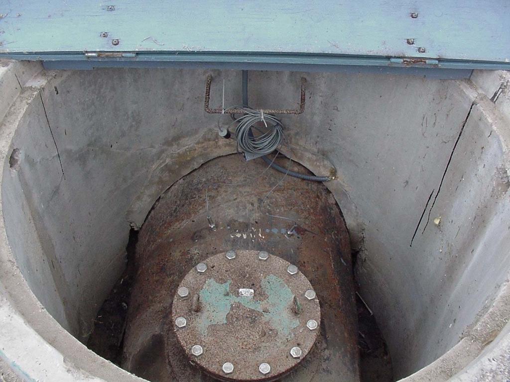 EXHIBIT C6. Metering Transducers in a 60-Inch Standpipe, 2004 (Hinojosa).