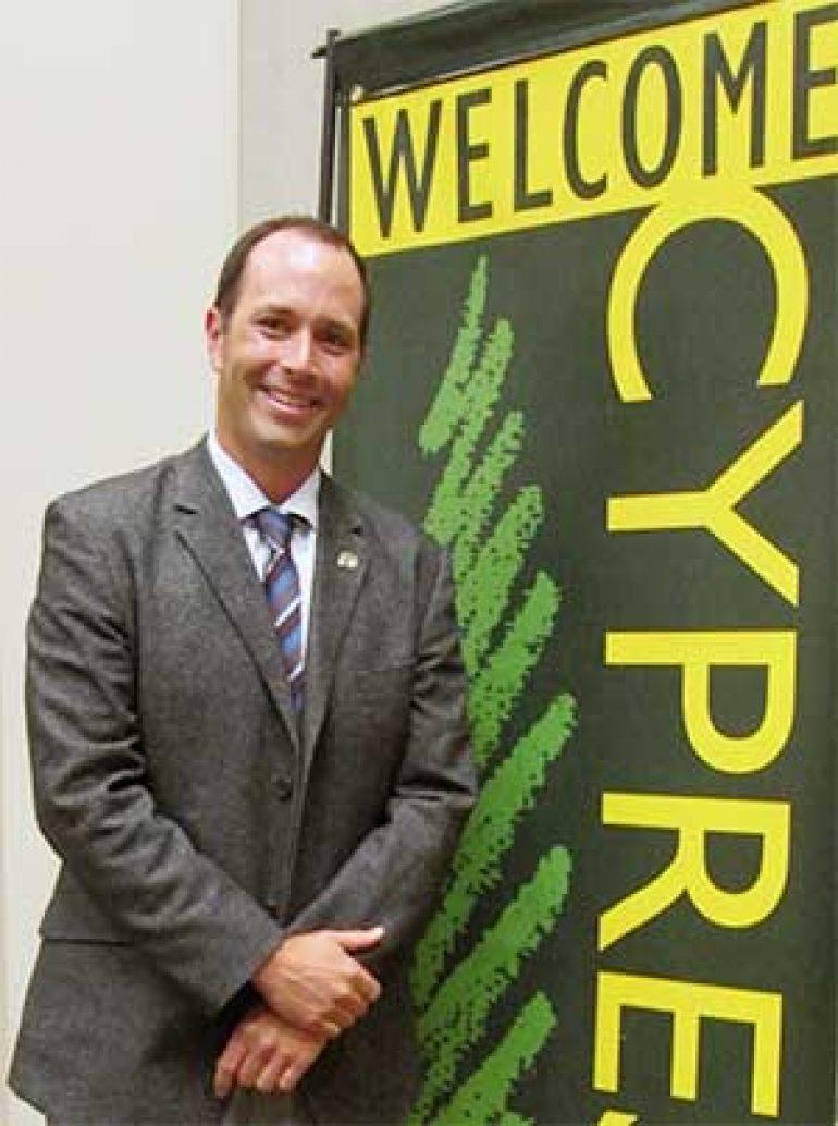 Pete Grant City Manager Cypress, CA Mr. Grant took the position of City Manager for the City of Cypress, CA in 2014. He previously served as the Assistant City Manager in the City of Redondo Beach.