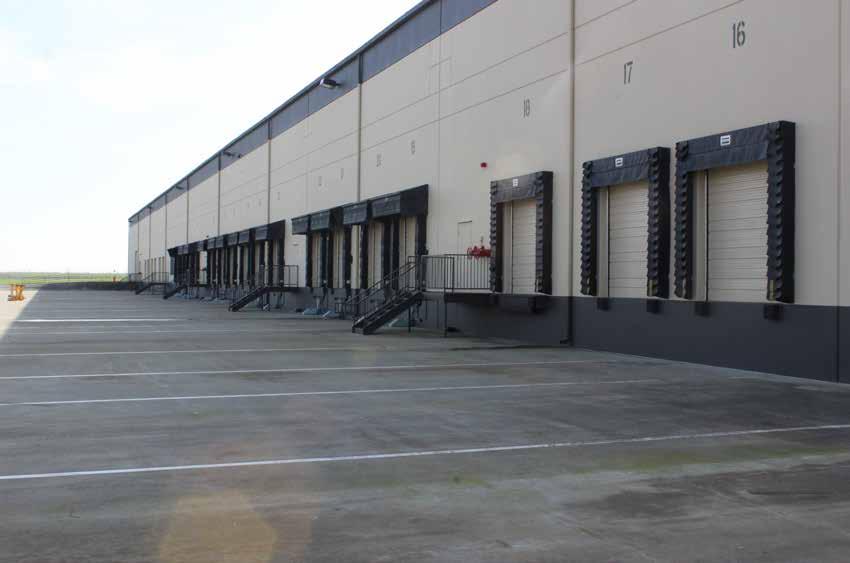 PROPERTY OVERVIEW LOADING North Side Loading Dock Doors: 27 docks (9 x10 ) chain operated All dock doors equipped with dock seals and edge-of-dock leveler (30,000 lb) 14 equipped with: Rite Hite