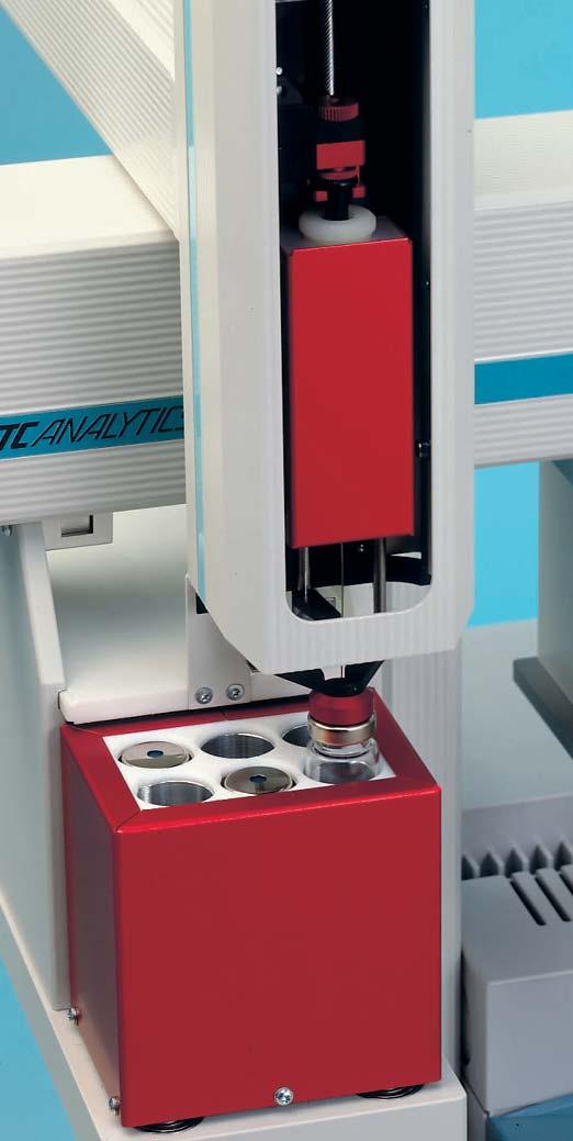 Add the headspace mode Robotic vial processing allows straightforward and simple sample analysis. Sample vials are transported into a heated six-position incubator for preconditioning.