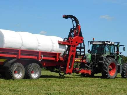 Promotes quality fermentation of the wrapped bales due to the fact that they are moved right after the