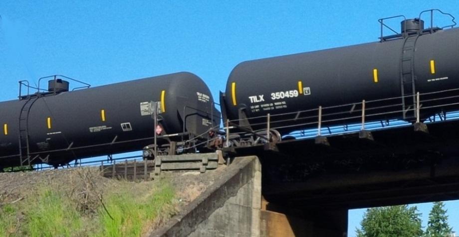 to meet thermal protection standards established for DOT-117 tank cars (7305) 8/15: Set minimum requirements for protection of