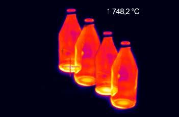 Temperature measurement of glass Line scan with compact infrared camera Owan infrared cameras are equipped with licensefree PI Connect software.