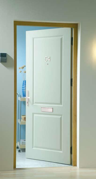4 Product Features Doors Veneered flush or moulded hardboard panel design options. Both flush and moulded designs feature a three layer high density particleboard core, with hardwood stile lippings.