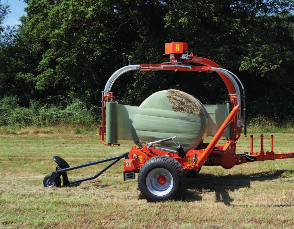 Trailed satellite b Kubota WR1850 12 Short Wrapping Time, High Output The Kubota WR1850 is well suited for professional operators looking for an easy to use, high volume wrapping operation.