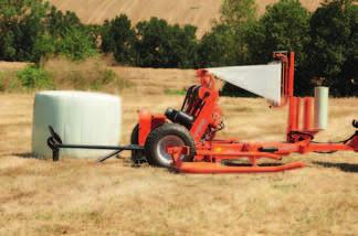 The Professional Choice The trailed Kubota WR1600 is ideal for users that wrap large number of bales, but still prefer the turntable wrapping system.