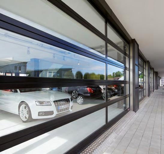 6 Sales areas Thanks to large glazings made of real glass,