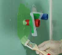 For priming gypsum board, dilute KÖSTER BD 50 Primer with water in a ratio of 1 :