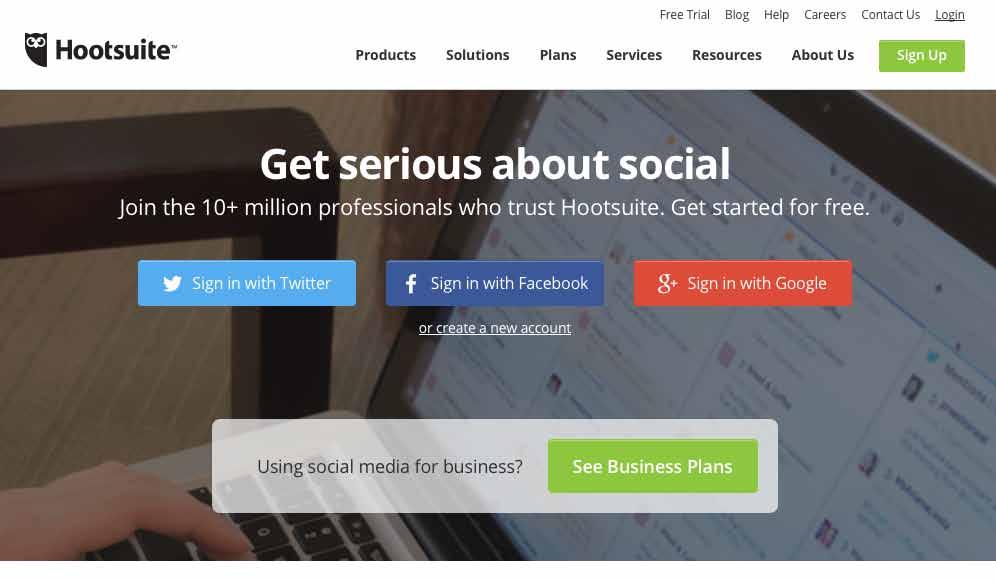 SET UP HOOTSUITE A management site that allow you to organize multiple users and accounts, schedule future tweets, and track information about their followers and