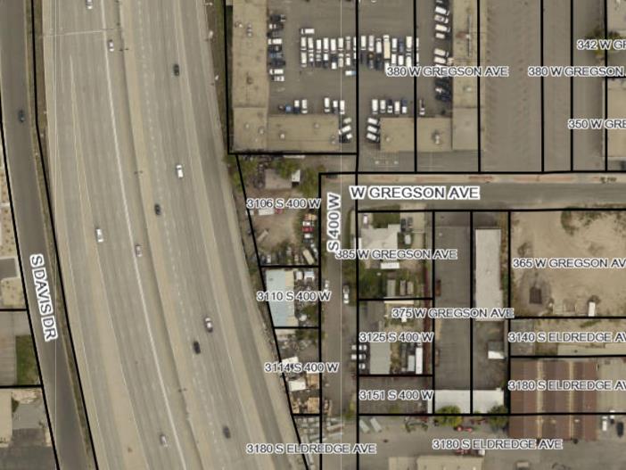 PLANNING COMMISSION STAFF REPORT MEETING DATE: April 18, 2019 PROJECT NUMBER: C-19-002 REQUEST: Conditional Use Permit to increase the height of an existing freeway-oriented billboard, increase the