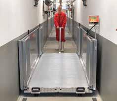 WEIGH SCALES AND PLATFORMS PIG EQUIPMENT WEIGH PLATFORMS DESIGNED BY PIG FARMERS - FOR PIG FARMERS Ramp height only 2cm - this combined with narrow spacing of vertical rails gives flexibilty to use
