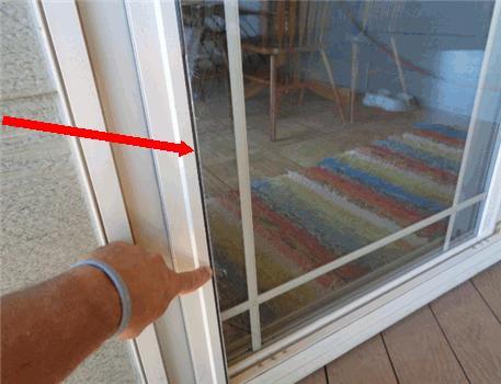 15) Screen Door R On sliding glass door at rear deck, the screen is totally missing.