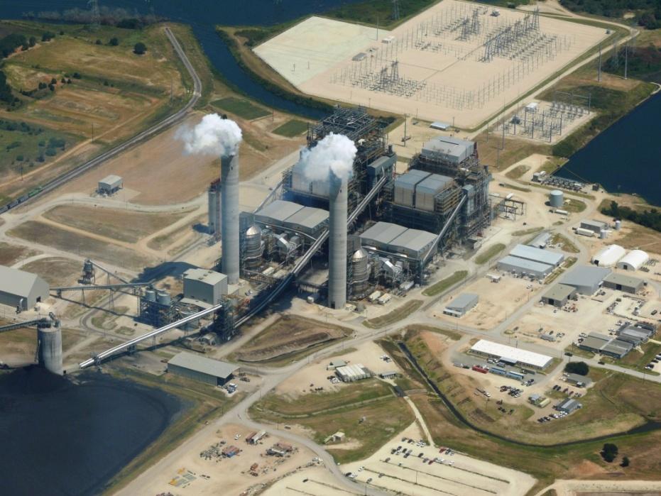 Luminant Oak Grove Project Location: Robertson County, Texas Description: Supercritical Pulverized Coal-Fired Power Plant 1,634 MW AQCS: Baghouse, Wet FGD, SCR, Mercury Control using Activated Carbon