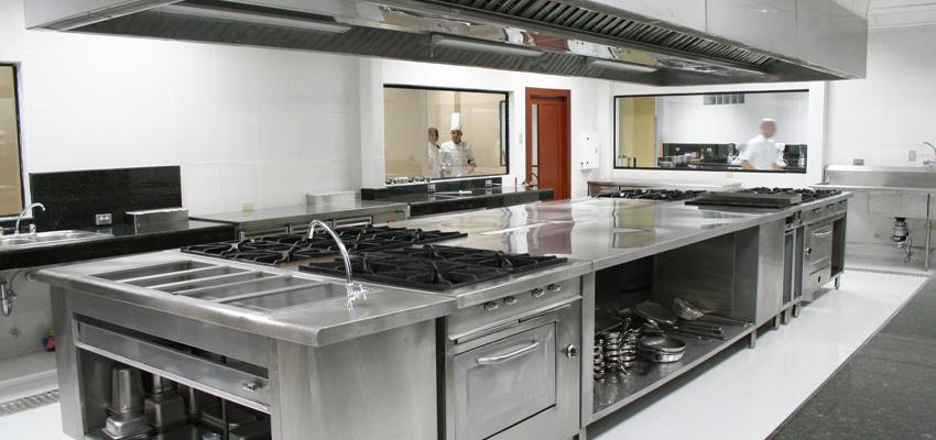 Setting Off a Commercial Kitchen in Melbourne or Sydney? Know the Leasing Rules First!