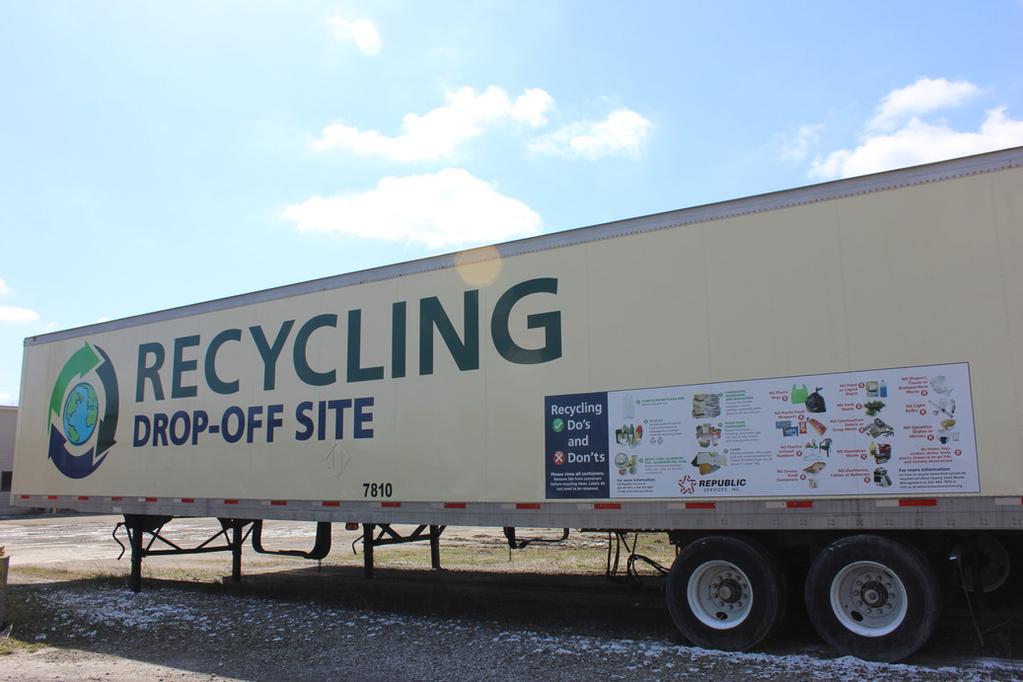 14 Community Recycling Sites The District has six Community Recycling Sites throughout the county offering recycling drop off.