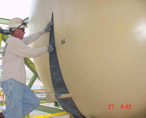 Equipment Procedures Vessel Head Installation Cut aerogel insulation in a pie shape using one of the methods below.