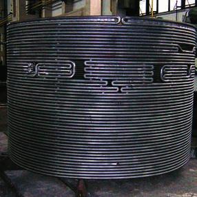 These pressure vessels and heat exchangers are used for process stages in plants for the production of basic chemicals where they are installed directly at the
