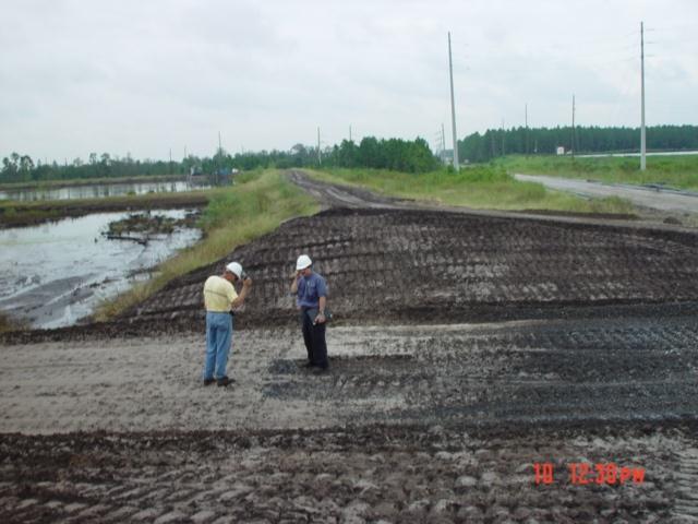 Stormwater Containment Very small percentage of project area impermeable Large capacity for onsite water storage, increasing daily A lot of material available for containment