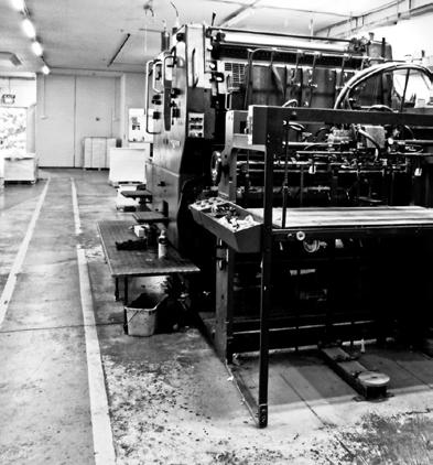 INTRODUCTION The printing industry is one of the largest manufacturing sectors in Australia employing more than 115,000 people.