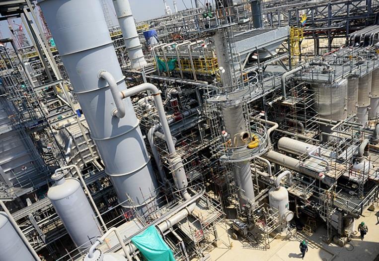 diversity including: Petrochemicals LNG Refining Combined-cycle power