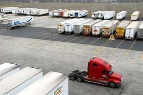 Overview Problem definition in the Distribution Center Yard What is RTLS: