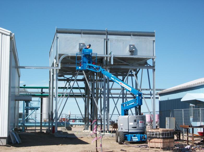 Figure 6: The glycol/water-to-air coolers for the TransGas Rosetown ORC Plant 2.5 Plant Performance At the plant design point, the gross electrical power from the ORC generator is just under 1 MW.
