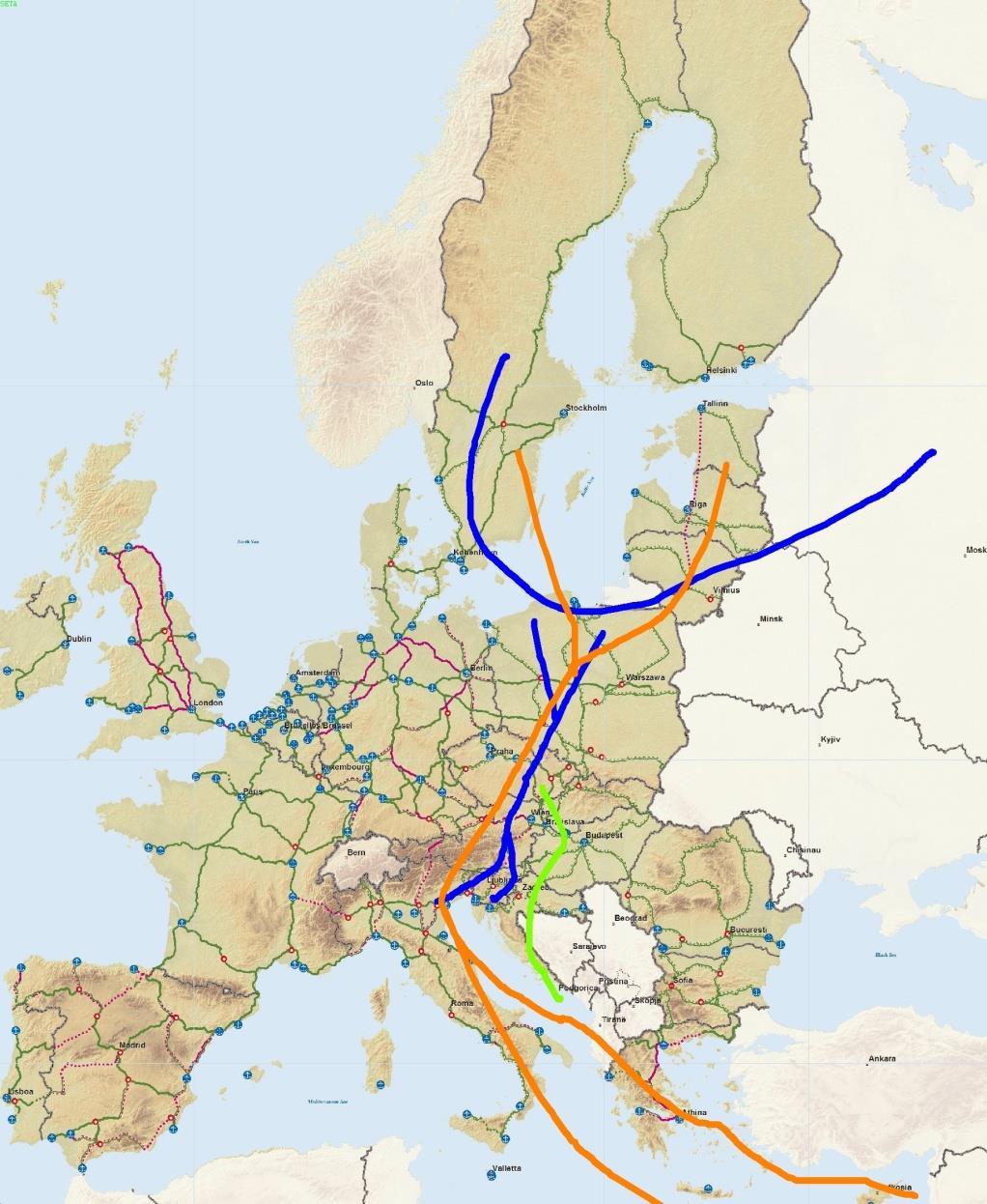 Selected corridor projects in Europe East West Transport Corridor Probing land based alternatives to maritime routes between China and Scandinavia AB Landbridge Pre-feasibility analysis for