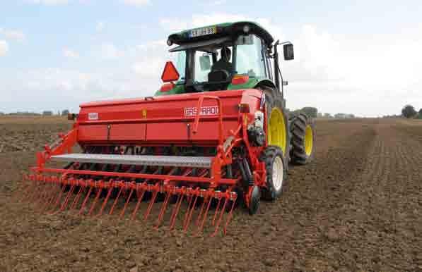 MECHANICAL SEED DRILLS FOR TILLED SOILS NINA SIMPLE AND ACCURATE NINA is the rigid frame solution for the small to medium-sized farms which are looking