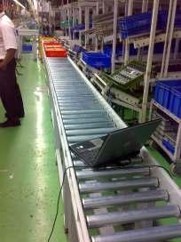 Conveyors: Roller Conveyors for special applications: Imported rollers are used as standard.