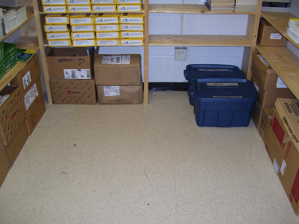Keep all areas free of debris and clutter. Figure 6. Storage areas should be organized and free of clutter to facilitate inspection and monitoring and to limit pest harborage areas.