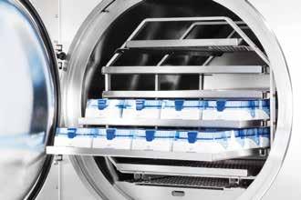 The items to be sterilized can either be placed directly on the sliding platform of the trolley or using a basket.