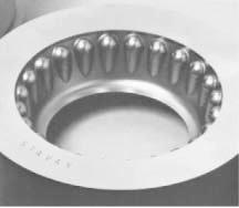 WIRE-EROSION OF CUTTING PUNCHES When producing a cutting punch by wire erosion, it is recommended (as with conventional machining) to cut it with the grain direction of the tool steel stock in the