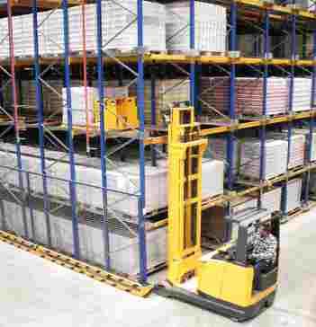 With no front column in the way, Cantilever Joracks are faster to load / unload and lowers the handling time and costs.