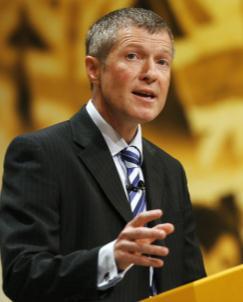 Preface by Willie Rennie MSP Leader of the Scottish Liberal Democrats I am delighted that the members of the Home Rule and Community Rule Commission led by Sir Menzies Campbell MP have published this