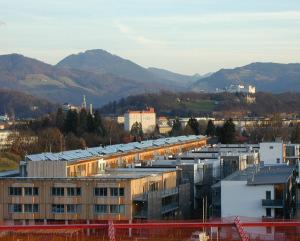 Feasibility Study Solar plant with district heating net (Austria) Elaborated by DI