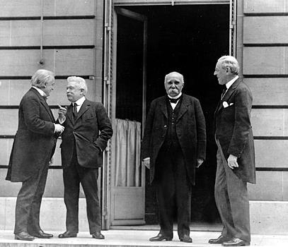 Big Picture Question About the US & End of WWI Why did the US fail to Ratify the Versailles Treaty and how did this impact on US Foreign Policy?