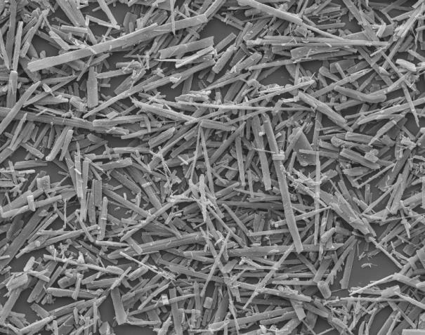 microns Average length 156 microns Tapped bulk density = 0.