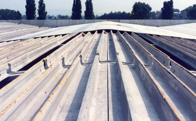 steel casting bed. Generally this surface can be left as seen or can be simply painted.