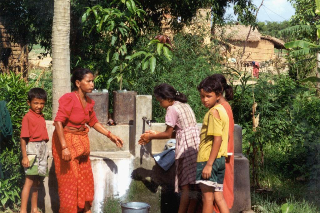 PROVIDING WATER AND SANITATION SERVICES TO THE POOR
