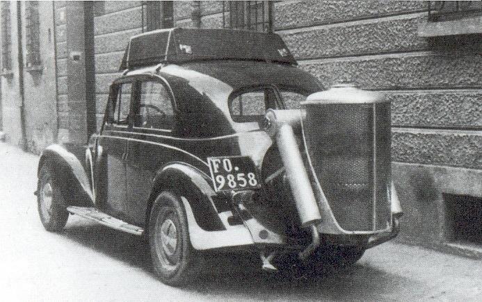 Biomass to Liquid (BtL): ancient origins A car built in the 1940s with a wood gas generator device *.