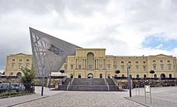 Dresden re ceived an order to perform ultrasonic testing and wallthickness measurements on the Geschosshagel installation (Geschosshagel = hail of bullets) in the Dresden Museum of Military History.