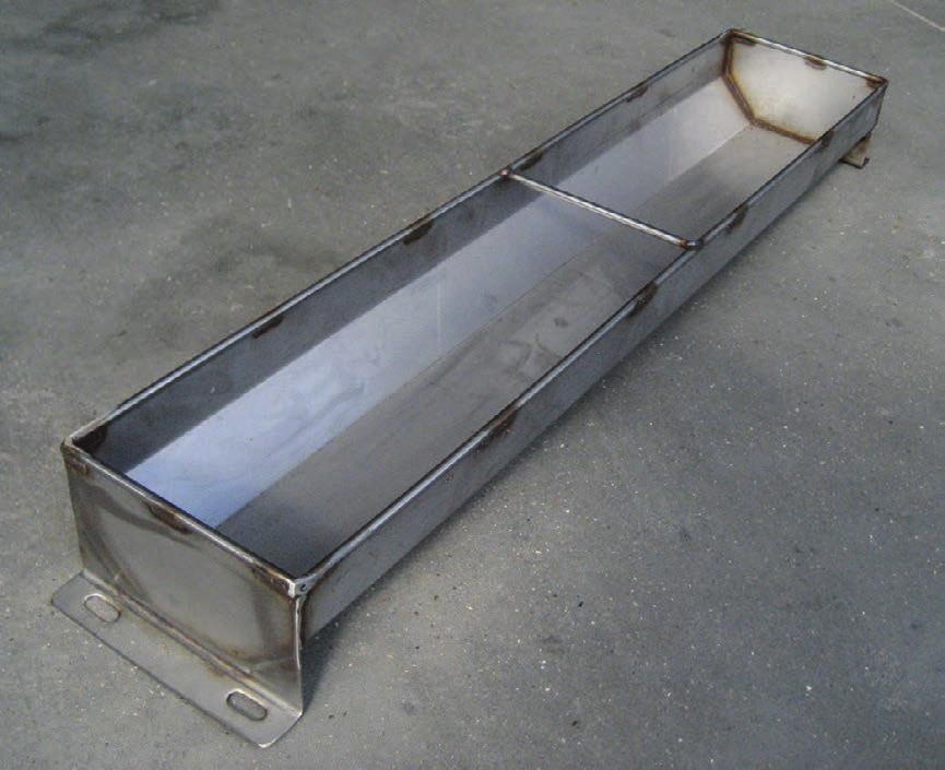 Ad lib troughs or with dividers.