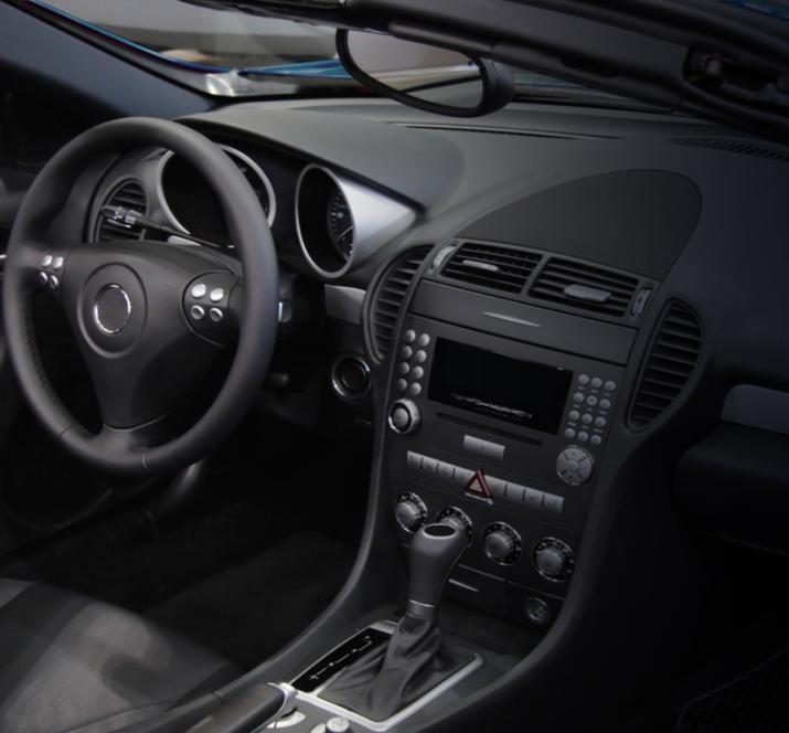 Injection molded Kraton TPE technologies for soft skin automotive interiors Benefits of the Kraton Injection Molded Soft Skins (IMSS) Products