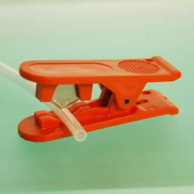 Diameter: 6/4,5mm PE Itemnumber: FP-101CT Plastic Pipe Cutting Tool 7 Hardwearing